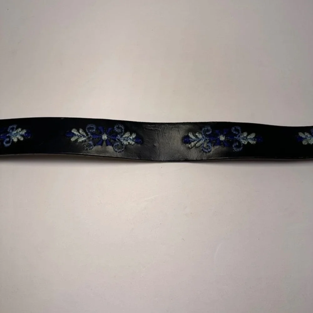 Kids Black Leather Belt Blue Floral Embroidery Buckle Genuine Leather youth S‎